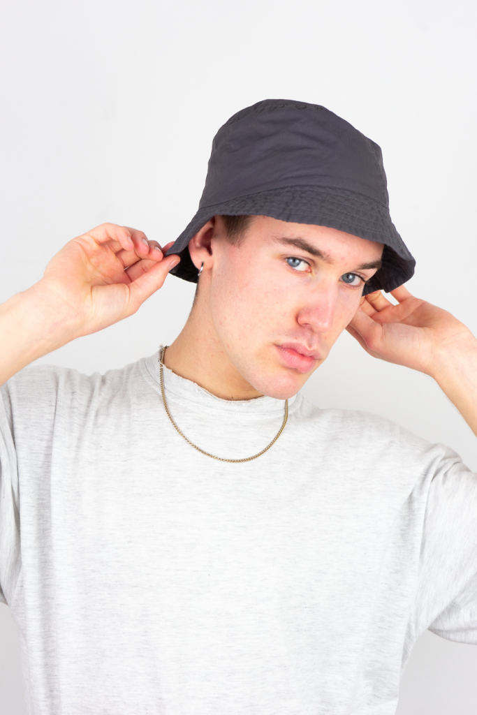 funky vintage 90s hidden pocket bucket hat