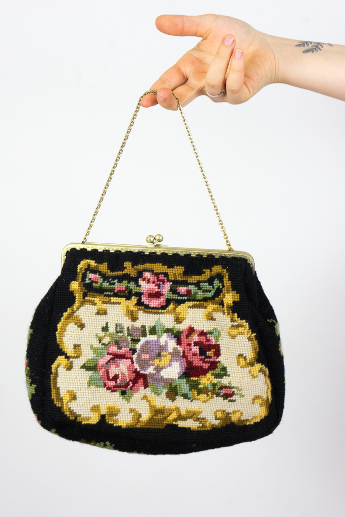 floral vintage 1950s / 1960s finely woven brocade pattern bag