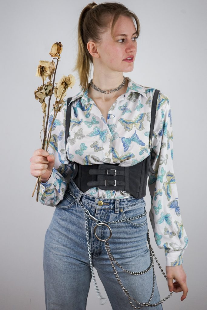 comfy light vintage 80s butterfly button-up shirt - L/XL