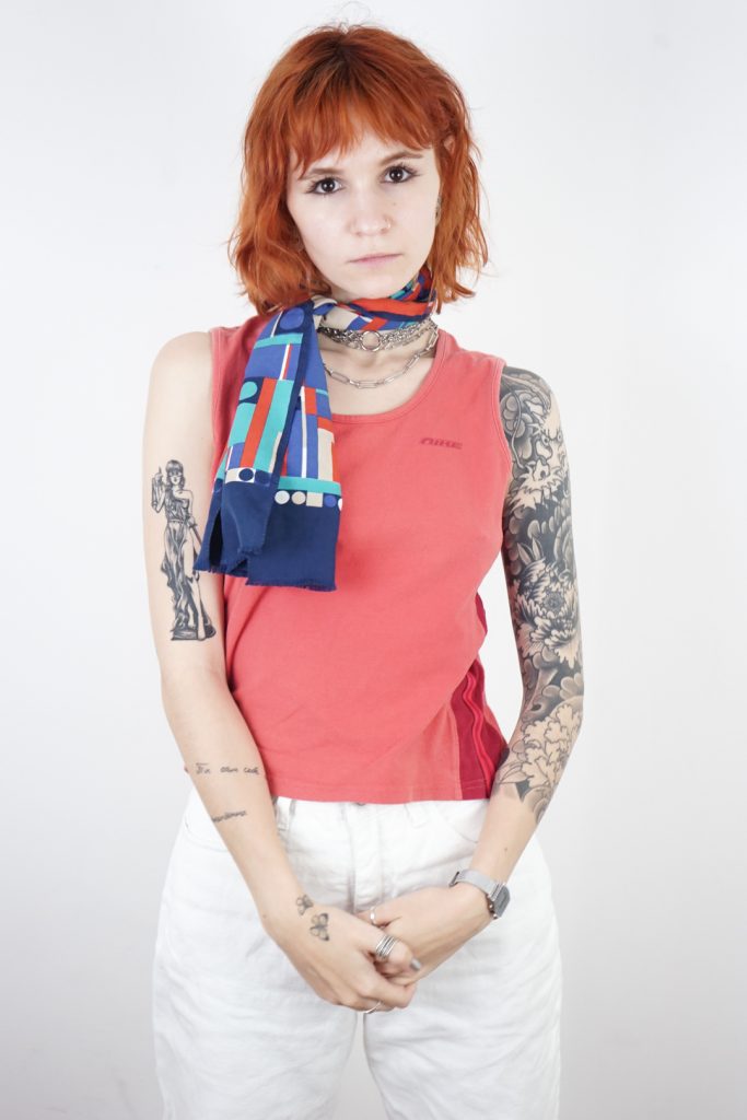 boxy unisex vintage 90s Nike top