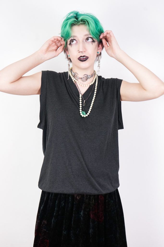 boxy vintage 90s unisex anthracite sweater vest