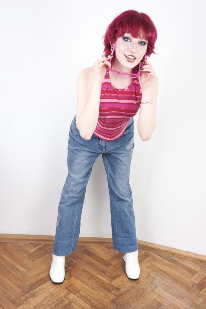 flared vintage 90s high waisted sequin embroidery jeans