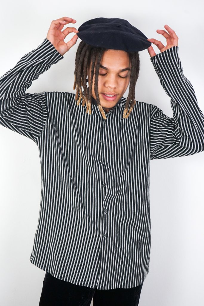 casual striped vintage 90s sweater jacket