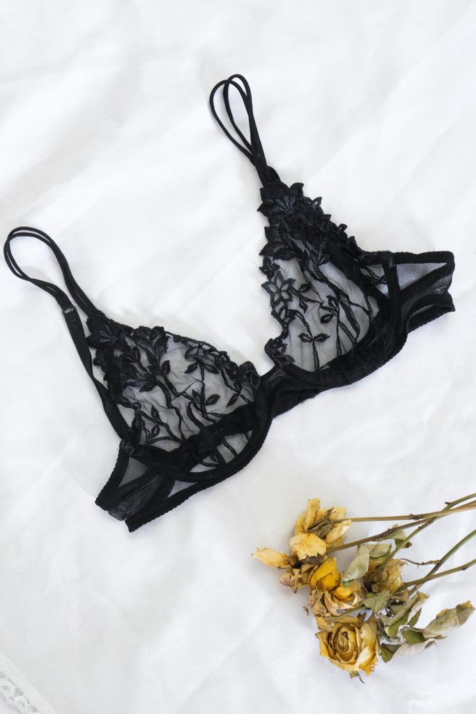 exquisite rare vintage 1990s see-through La Perla bralette