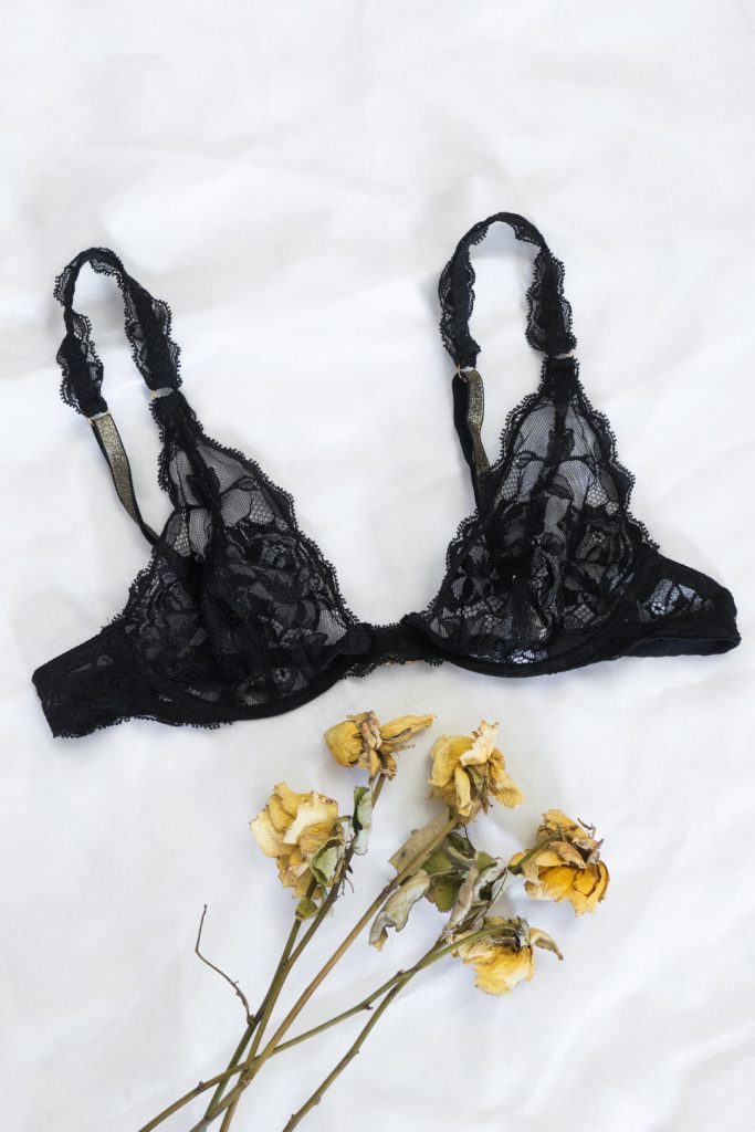 rare romantic black & golden cottonclub vintage 1990s lace bralette