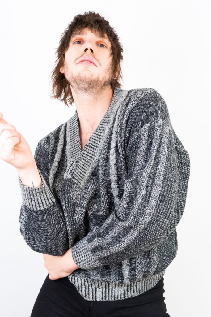 casual vintage 80s monochrome knit sweater