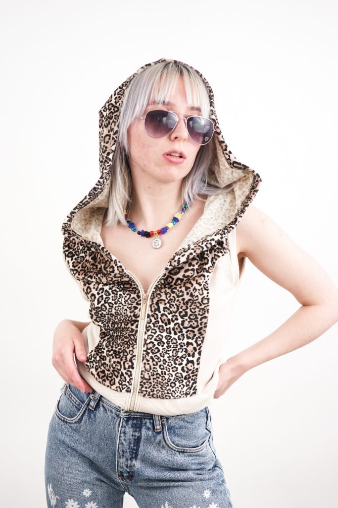 super soft vintage Y2K leopard fleece vest
