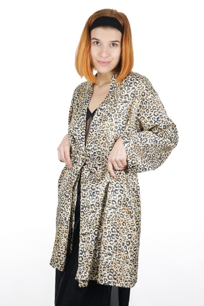 flowing vintage 90s satin leopard kimono